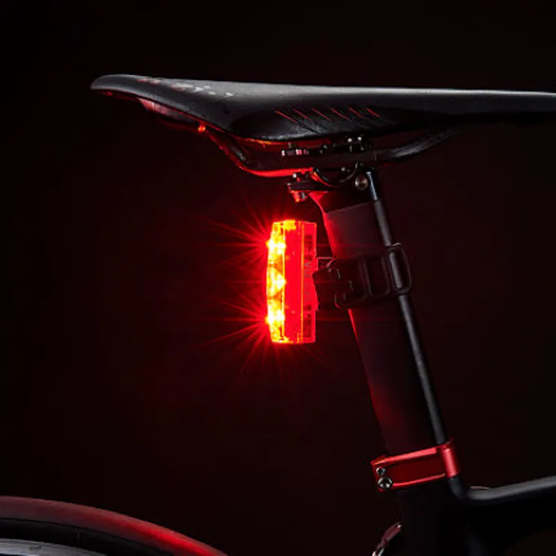 Cateye Viz 300 Rear Bike Light-2